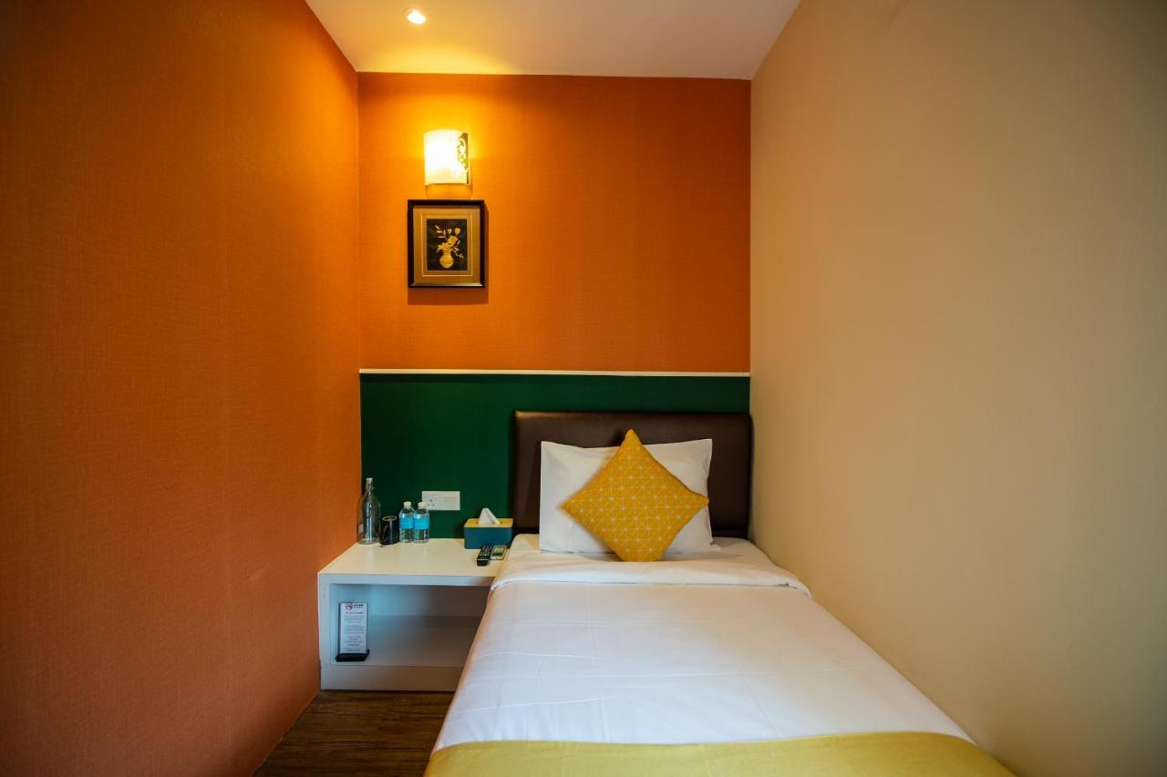 Link 2* George Town